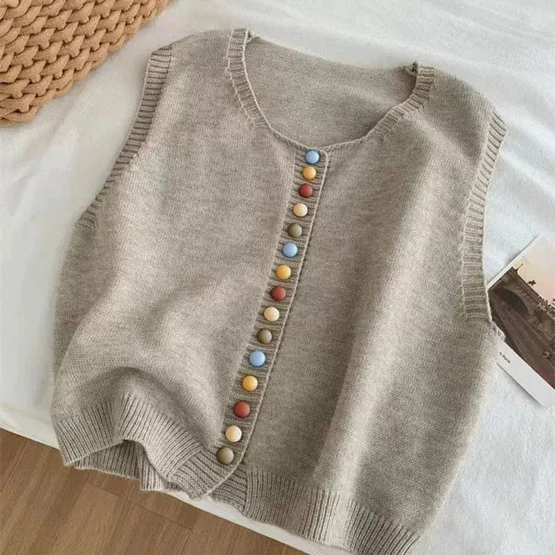 Mia | Damen Strickweste Ärmellos Bunten Knöpfen Rundhals