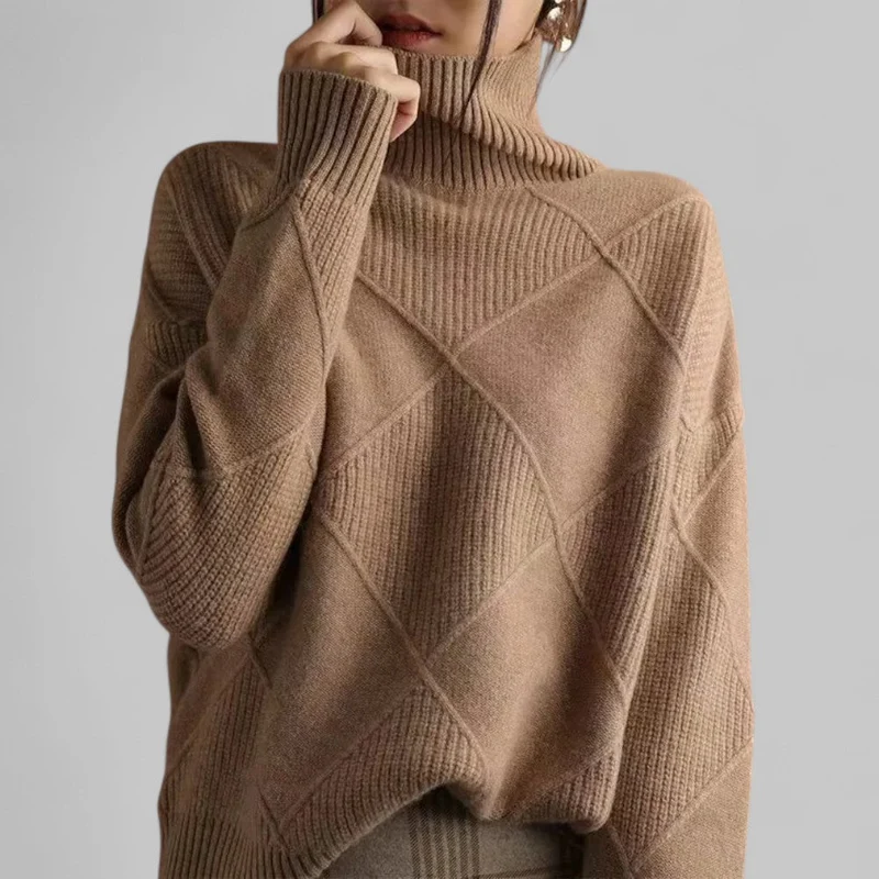 Barbara | Damen Oversized Winterpullover mit Muster und Rollkragen