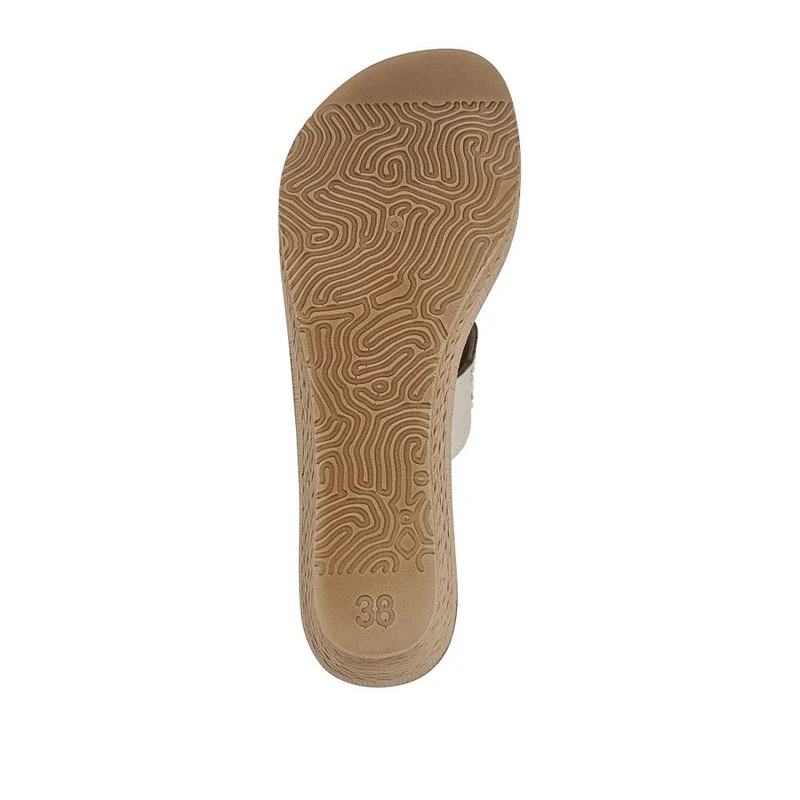 Embellished Wedge Toe Post Sandals - INB41026 / 327 353 - Beige