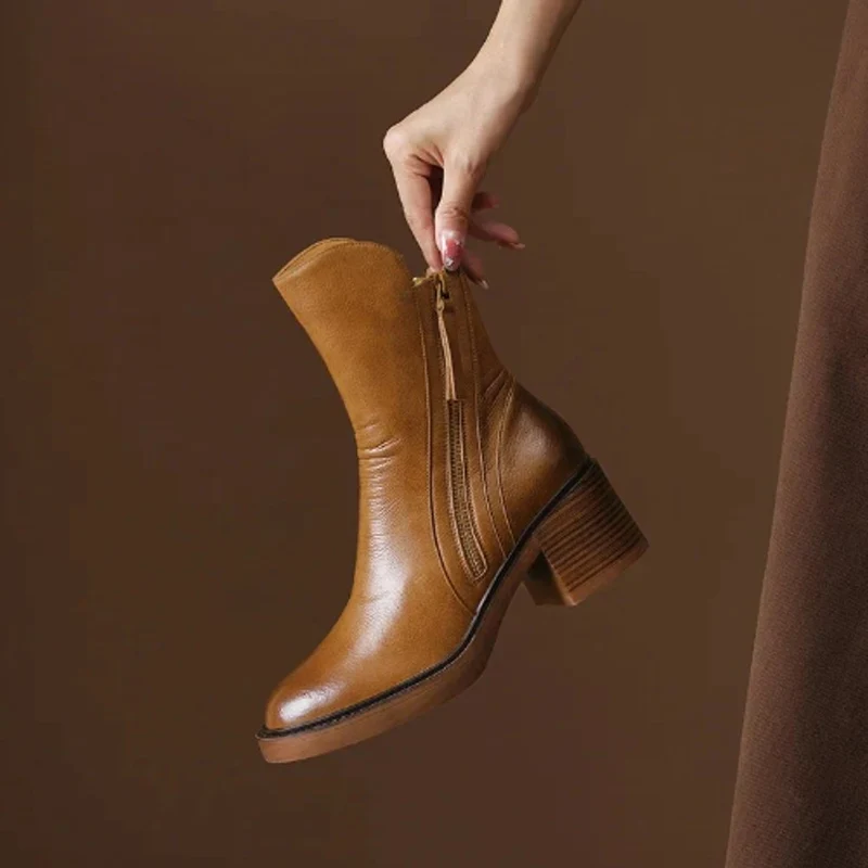 Johanna | Damen Ankle Boots aus Leder mit Blockabsatz und Reißverschluss