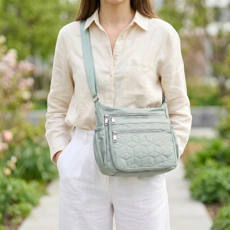 Quilted Multi Zip Crossbody Bag - WAHT43007 / 329 324 - Sage