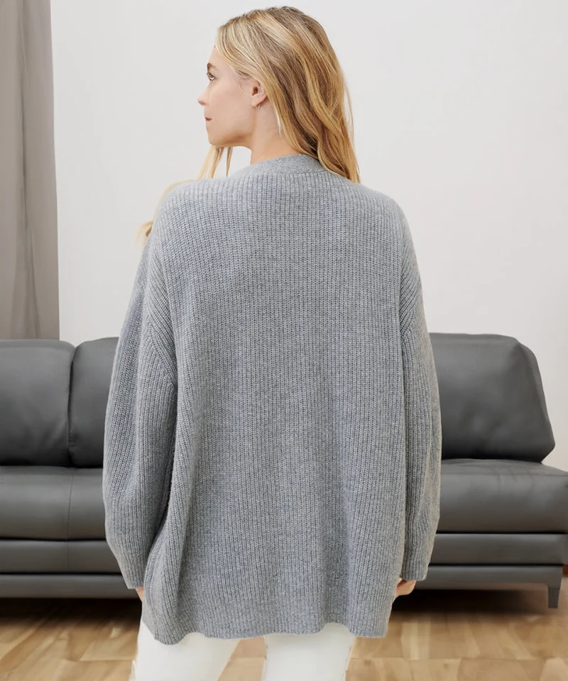 Johanna | Damen Oversized Strickjacke mit Knöpfen