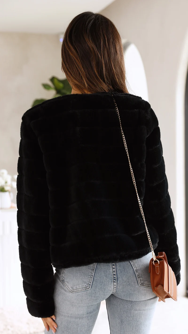 Emilia | Damen Kurze Freizeitjacke mit offenem Frontdesign