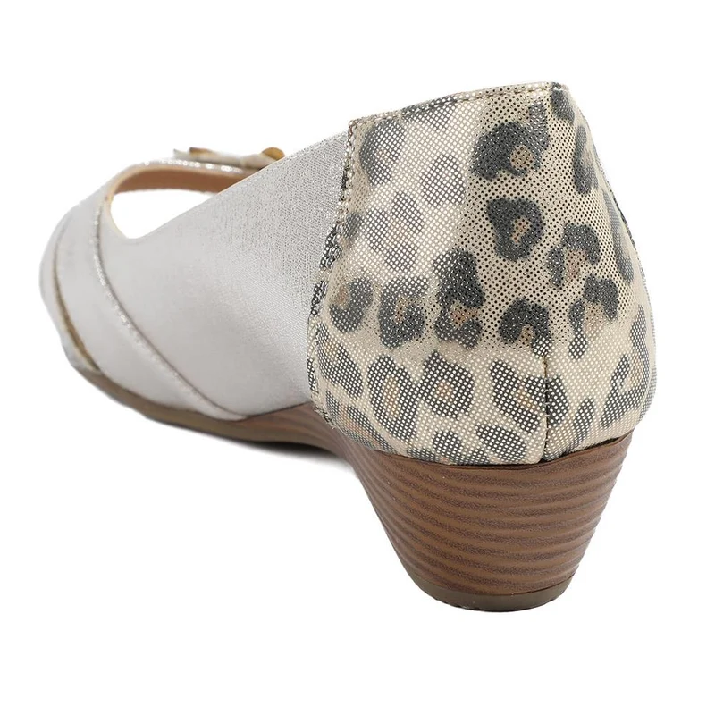 Flower Detail Peep Toe Wedge Pumps - WLIG43000 / 328 886 - Soft Gold