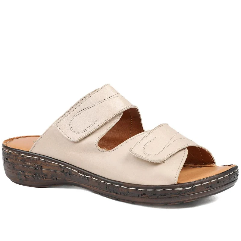 Wide Fit Leather Adjustable Fastening Sandals - LUCK43010 / 329 155 - Beige