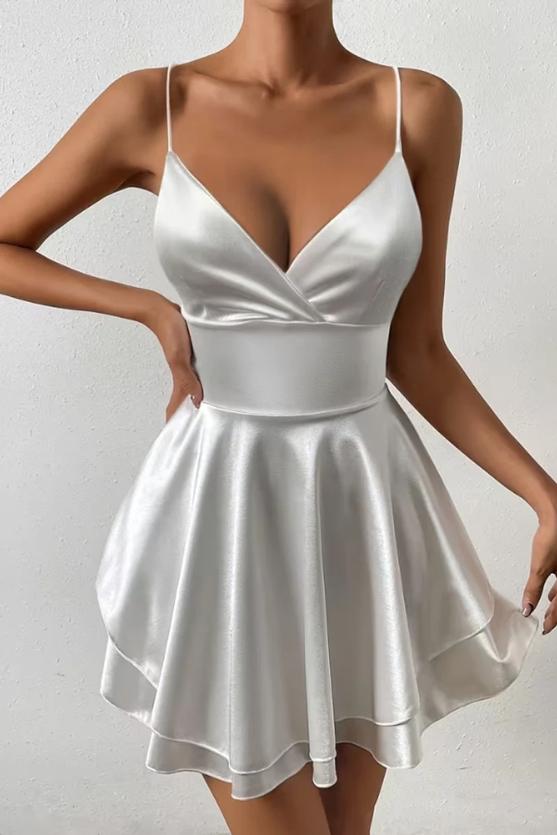 Amelie | Damen Satin Cocktailkleid V-Ausschnitt offener Rücken ausgestellt Mini