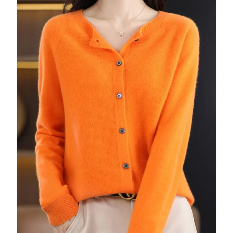 Katharina | Damen Strickjacke mit klassischer Knopfleiste