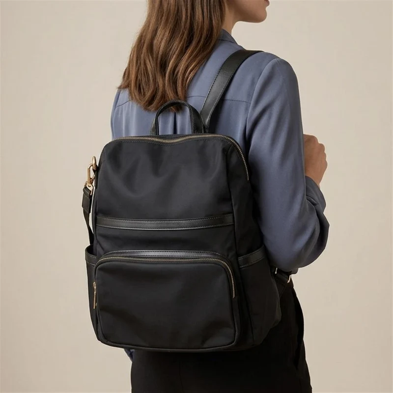Virelle Leather Backpack With Zip Pockets - VIRELLE / 329 382 - Black