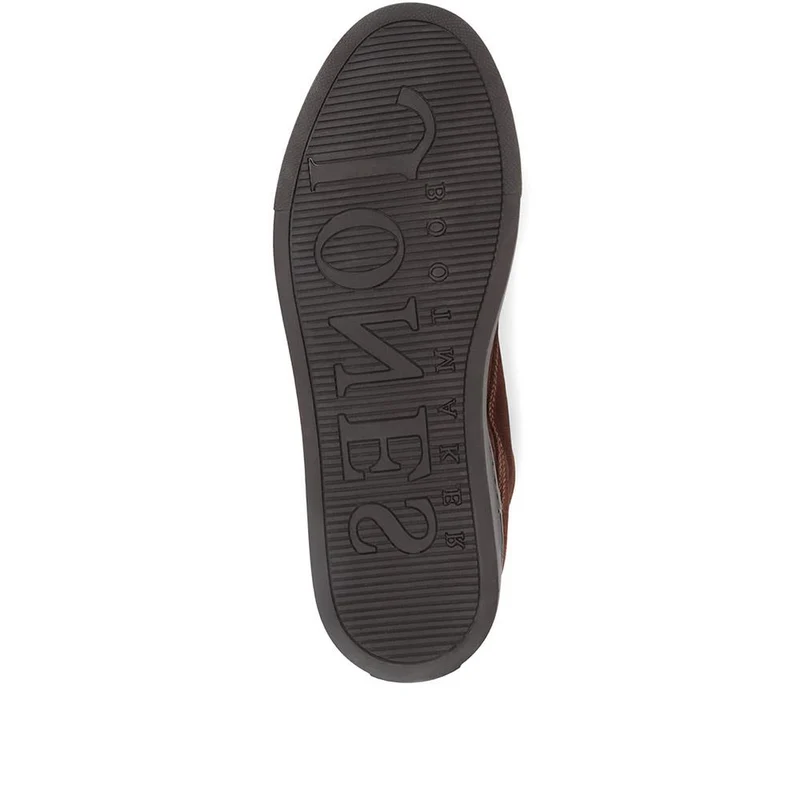 Sullivan Suede Chukka Boots - SULLIVAN / 319 268 - Brown Suede