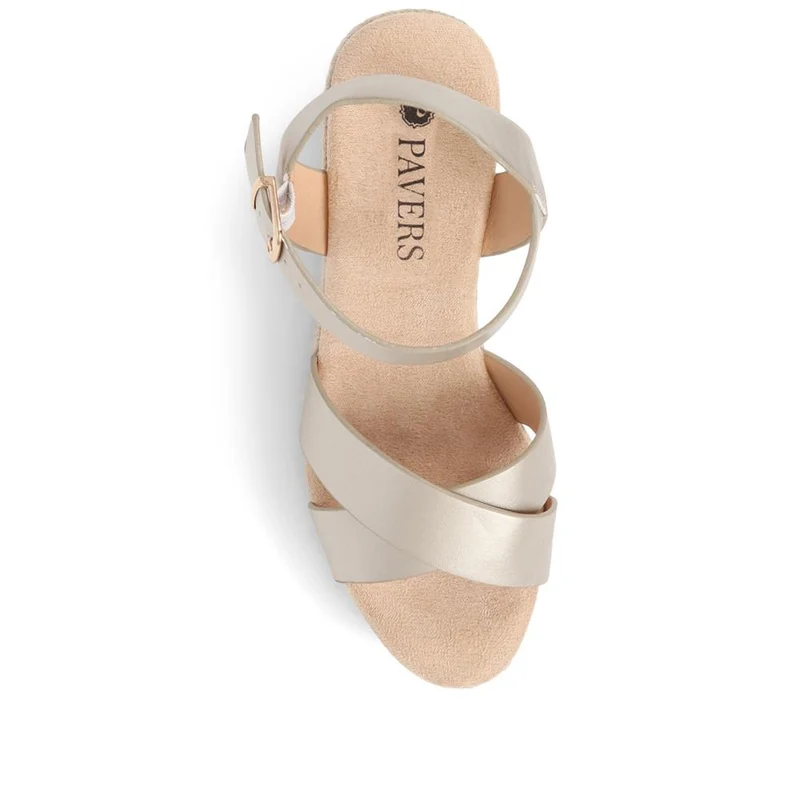 Lightweight Wedge Espadrilles - WBINS37095 / 323 624 - Gold