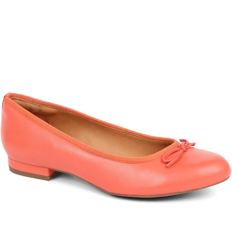 Soleil Leather Low Ballet Pumps - SOLEIL / 323 600 - Coral