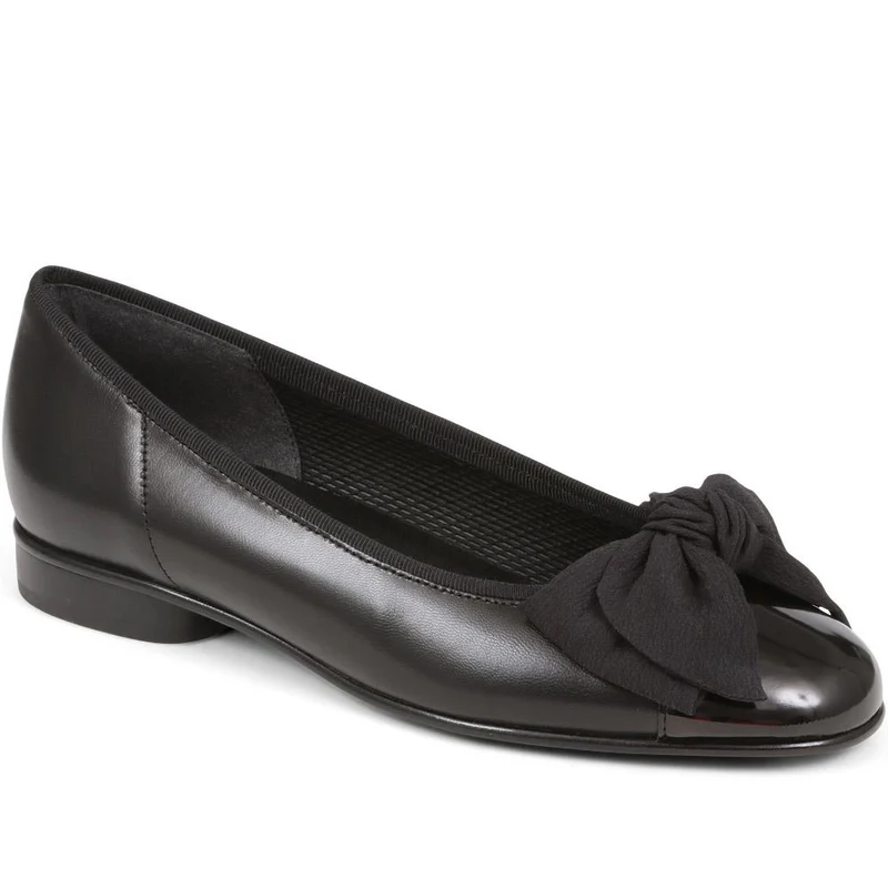 Amy Bow-Detailed Ballet Pumps - GAB38500 / 324 167 - Black Leather