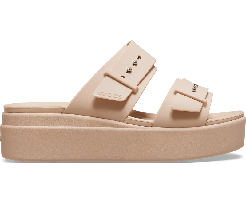 CROCS Unisex Brooklyn Sandalen mit niedrigem Keilabsatz und Schnalle | Rosa Karamell
