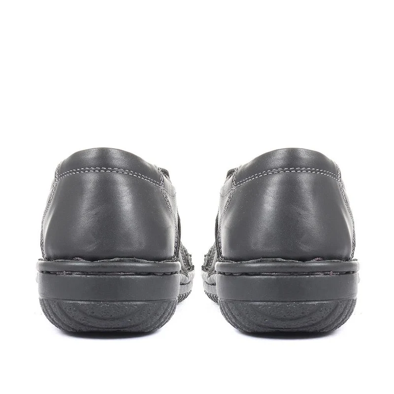 Leather Slip On Shoe with Elastic Loop - HAK23012 / 308 130 - Black