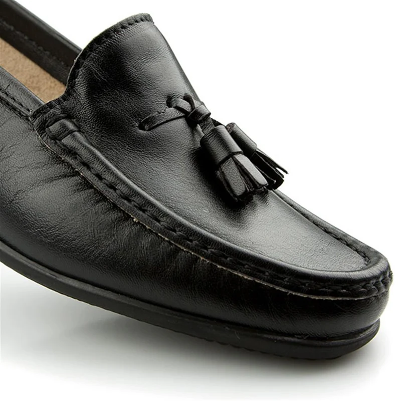 Leather Tassel Loafers - CONT25000 / 309 198 - Black