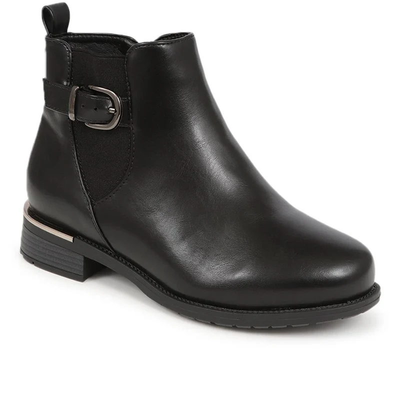 Extra-Wide Fit Buckle Detail Ankle Boots - WILLA / 324 177