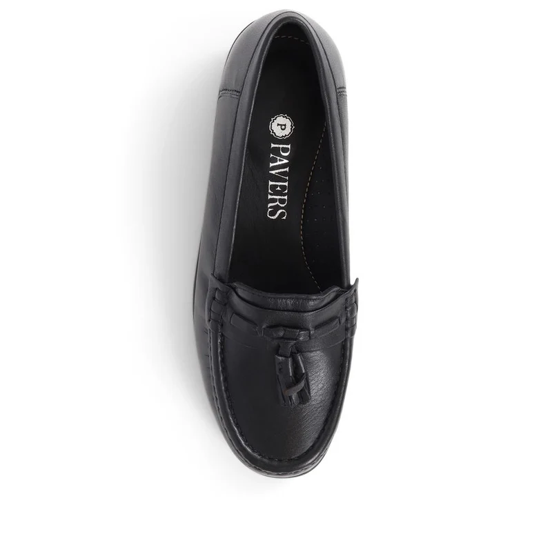 Leather Slip-On Loafers - NAP38023 / 325 236 - Black