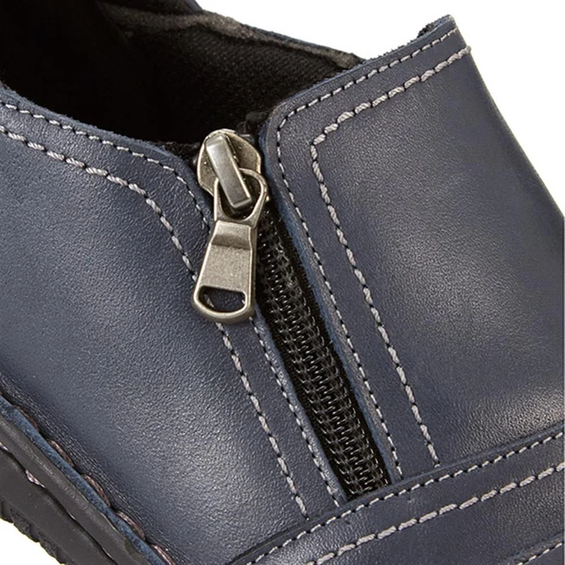 Leather Slip On Shoes for Women - HAK23014 / 308 135 - Navy