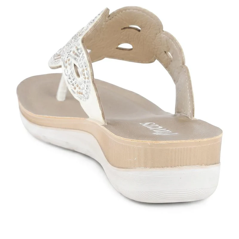 Diamante Cushioned Toe Post Sandals - INB43023 / 329 243 - White
