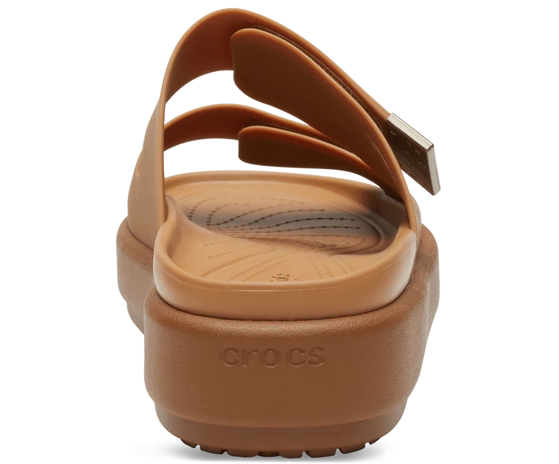 CROCS Brooklyn Luxe Sandale - Hellbraun