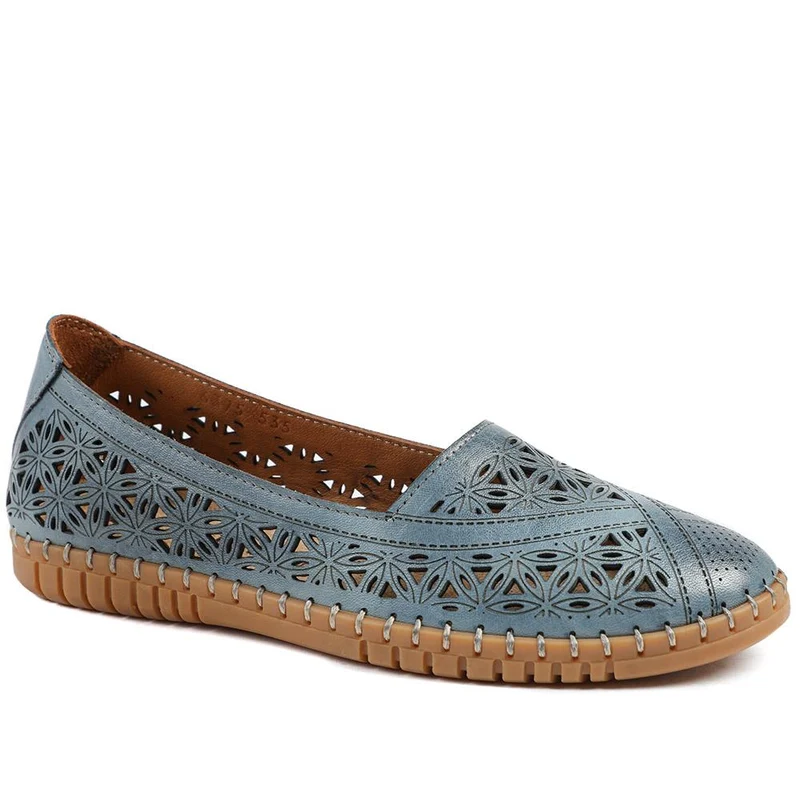 Leather Laser Cut Pumps - KARY43001 / 328 826