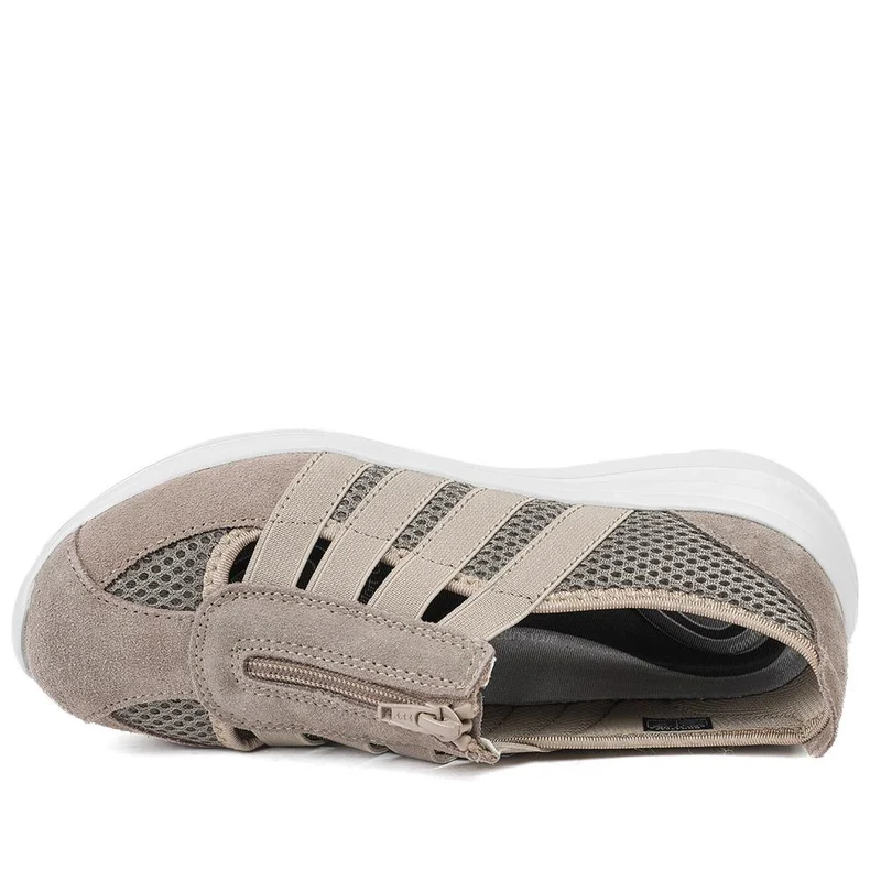 Wide Fit Leather Memory Foam Trainers - BRK43032 / 329 266 - Taupe
