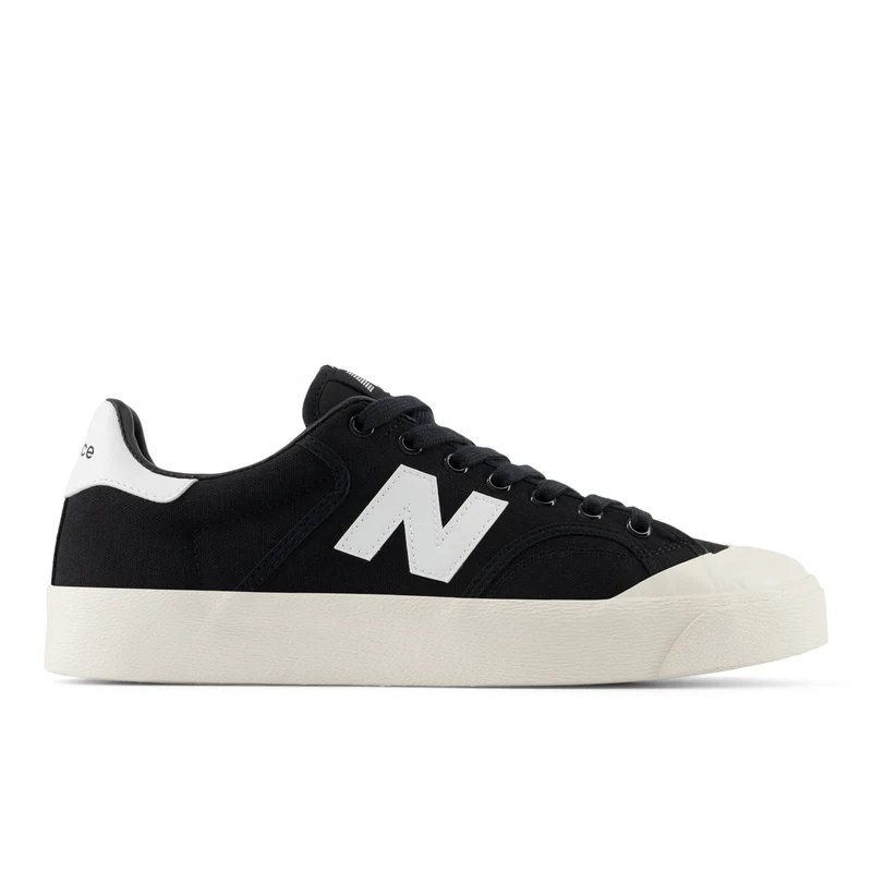 New Balance Herren 100 Fashion Sneaker - Schwarz / Weiß