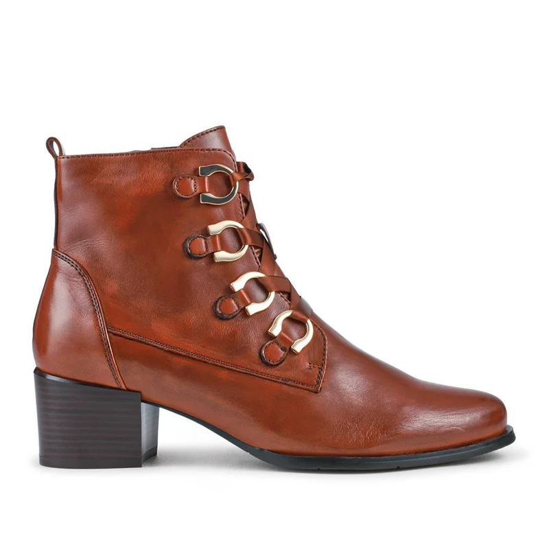 Legacy Leather Ankle Boots - LEGACY / 328 017 - Tan