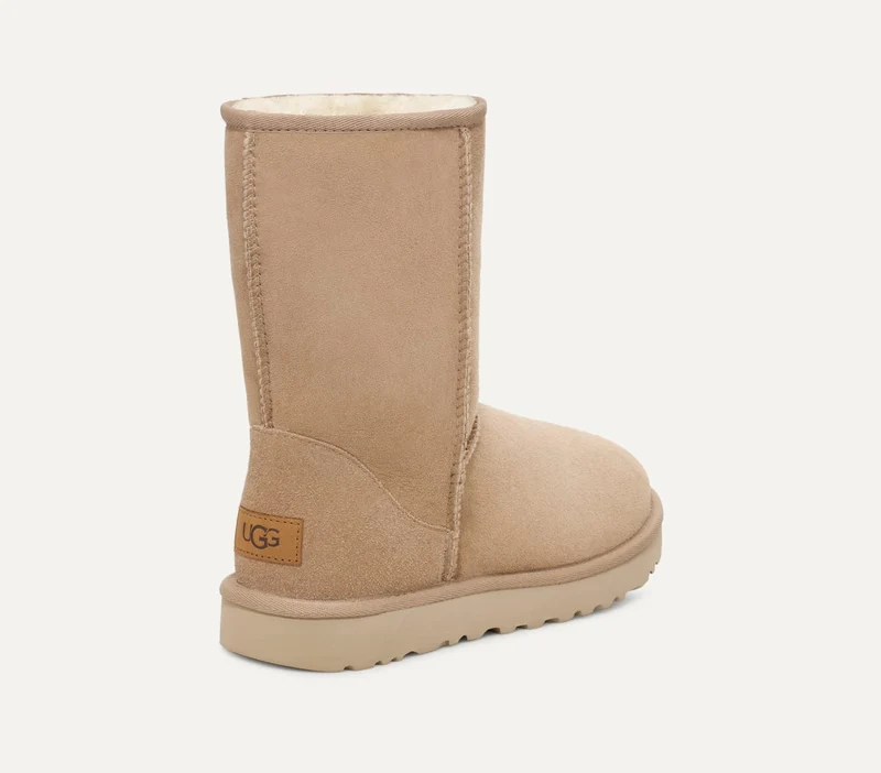 UGG Classic Short II Stiefel für Damen - Sand