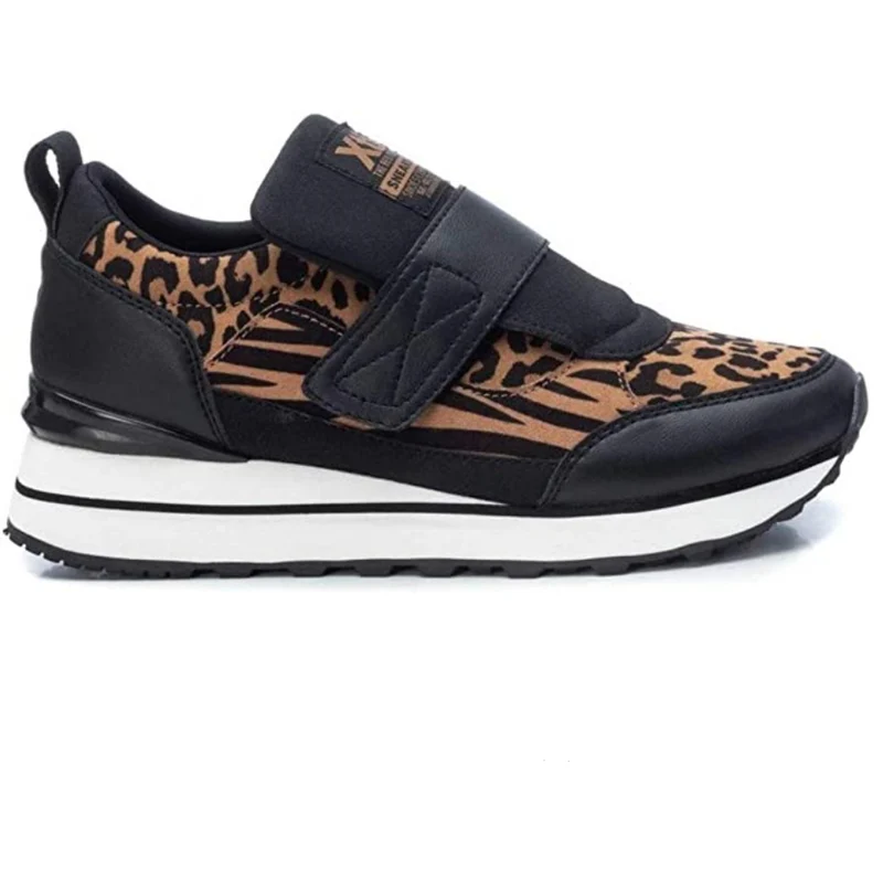 XTI - 44596 – Fashion-Sneaker mit Animal-Print – Schwarz