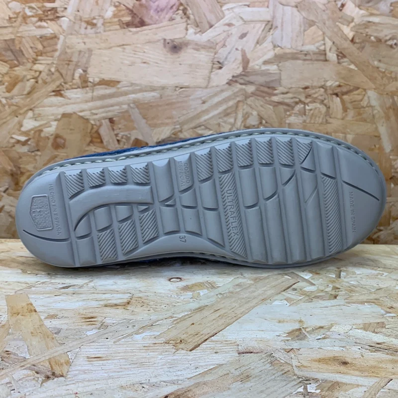 On Foot Damenschuh aus Nubukleder – Marineblau
