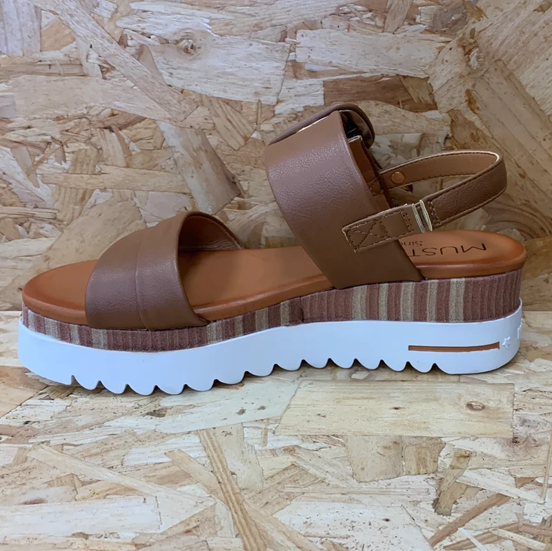 Mustang Damen-Plateausandalen – Cognac