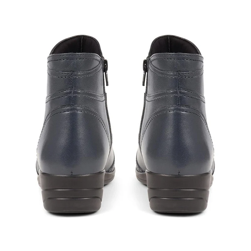 Leather Wedge Ankle Boots - KF38008 / 324 492 - Navy