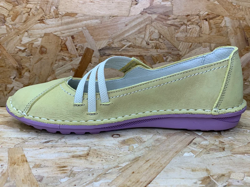 On Foot Leder-Flats für Damen - Gelb