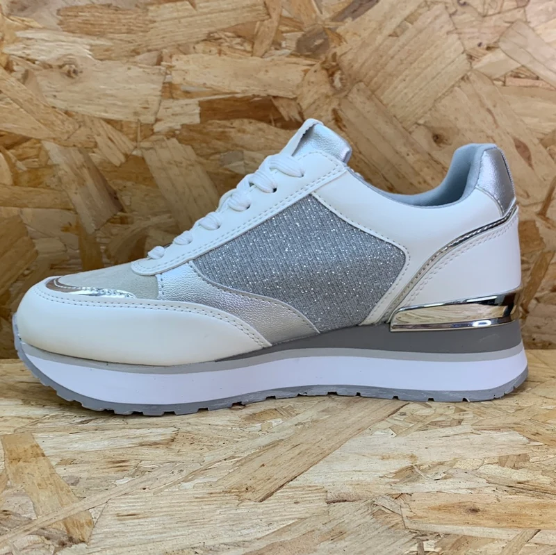 Xti Modische Damen-Sneaker – Eis