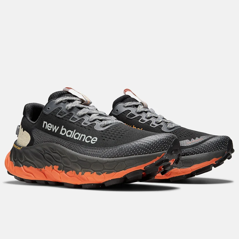New Balance Herren Fresh Foam X More Trail v3 Trainer – Schwarz / Cayenne