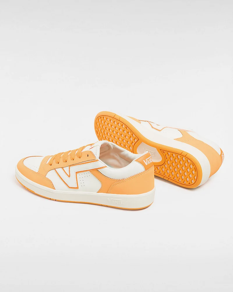 VANS Unisex-Lowland ComfyCush-Trainer – Creamsicle Orange