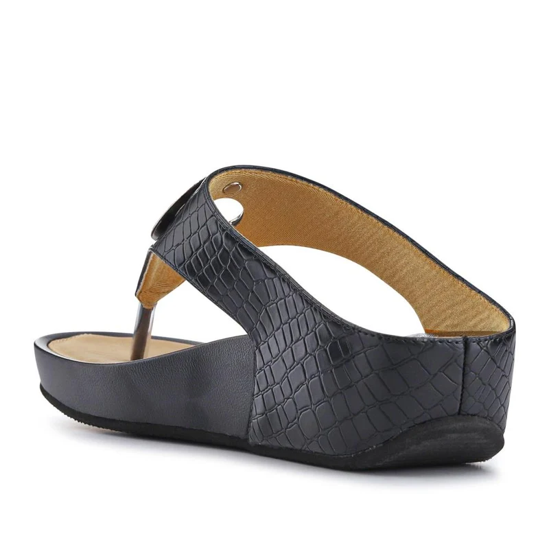Metallic Toe Post Sandals - BELBAIZH29037 / 315 770 - Black Croc