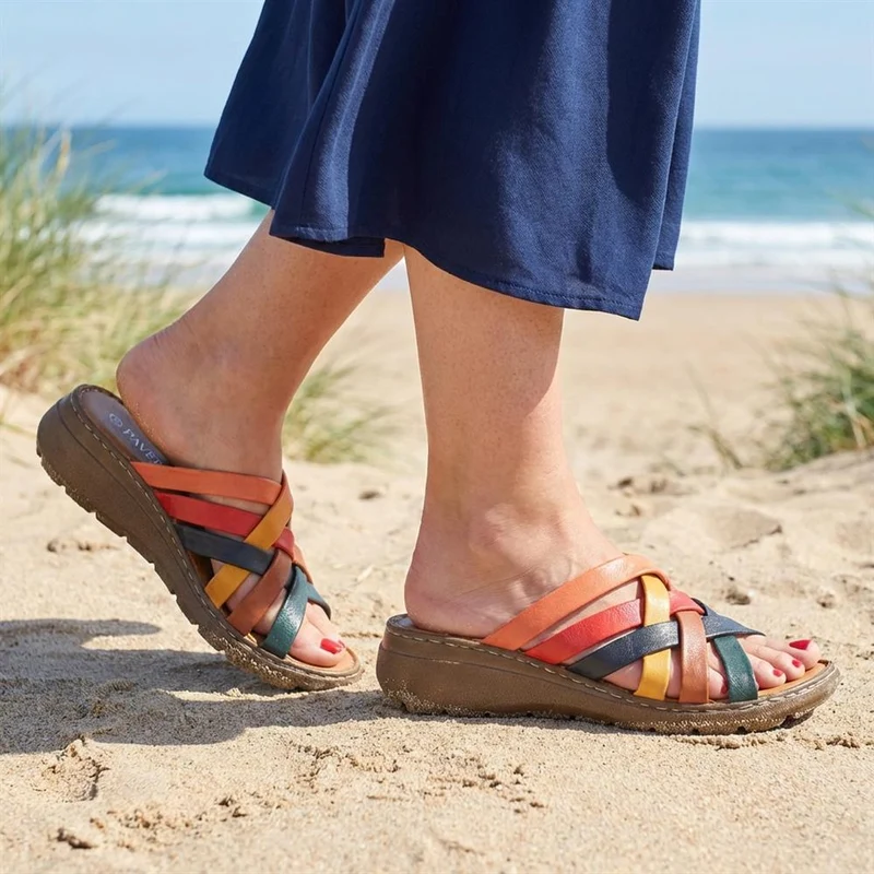 Leather Slip On Mule Sandals - LUCK43004 / 329 153 - Multi