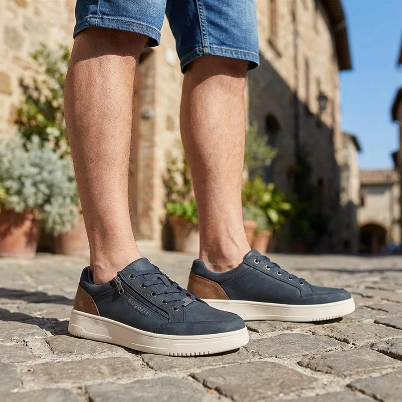 Bugatti Zip Fasten Leather Trainers - BUG43508 / 328 748 - Navy