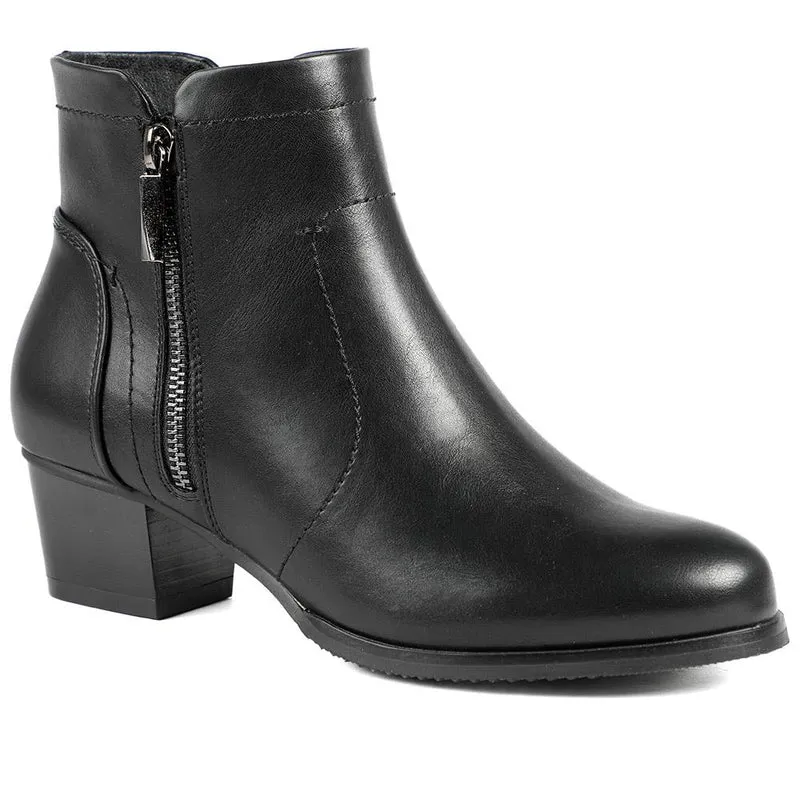 Classic Heeled Ankle Boots with Zip Fastening - SANYI42021 / 329 267 - Black
