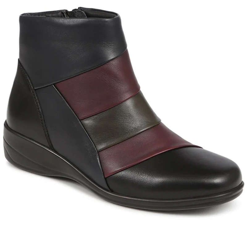 Wedged-Heel Ankle Boots - KF40003 / 326 514