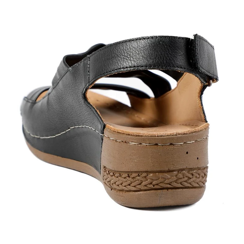 Leather Wedge Sandals - AS43000 / 329 299 - Black