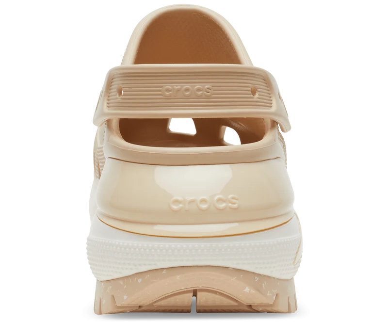 CROCS Unisex Mega Crush Clog – Shitake