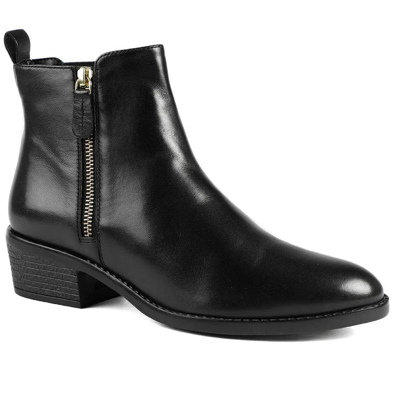 Van Dal Barlow II Extra Wide Leather Ankle Boots - GUP42503 / 328 841 - Black Leather
