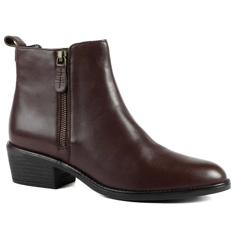 Van Dal Barlow II Wide Fit Leather Ankle Boots - GUP42502 / 328 840