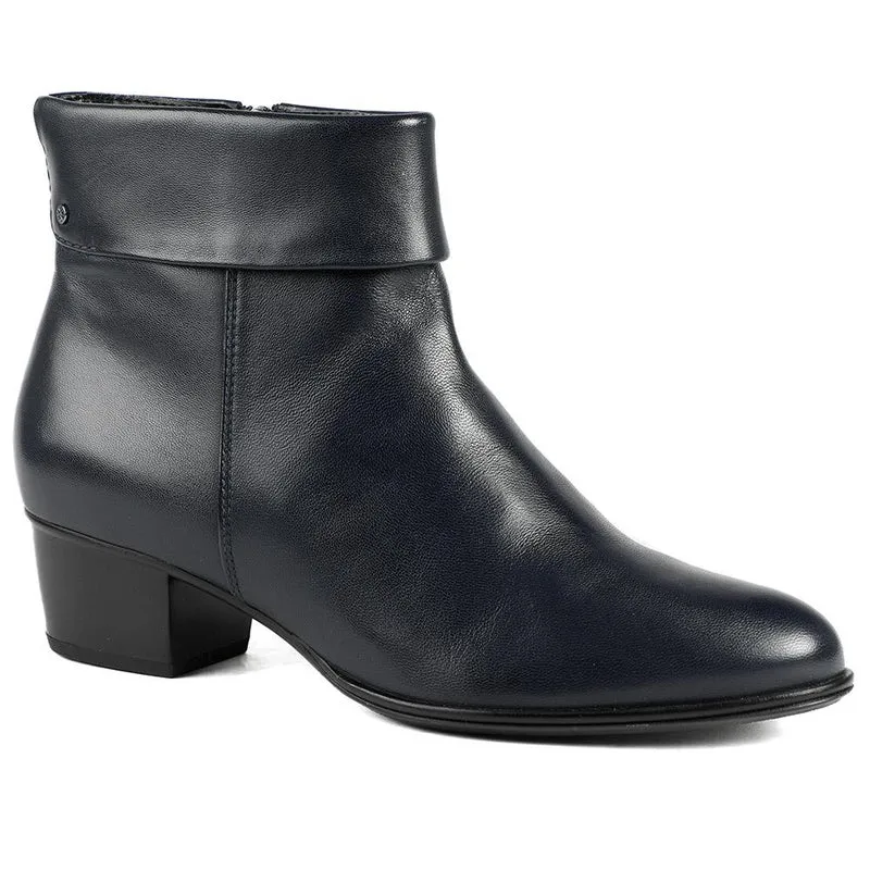 Van Dal Dove Leather Ankle Boots - GUP42501 / 328 839