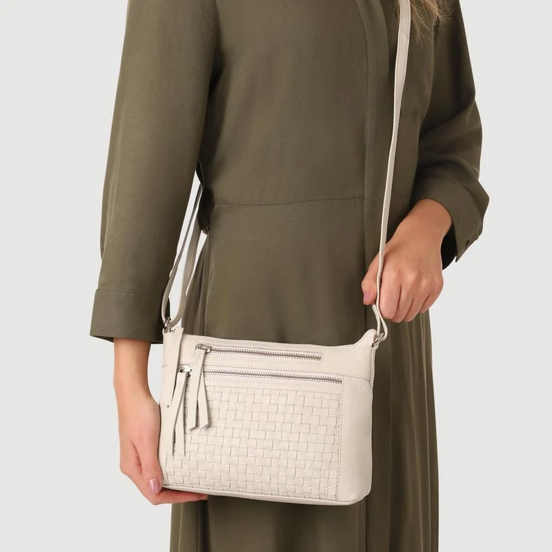 Daily Zip Up Crossbody Bag - JWNBG41007 / 327 767 - Cream