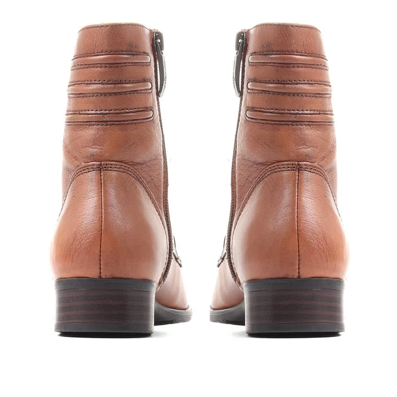 Sabina-03 Leather Ankle Boots - SINO36501 / 322 850 - Tobacco