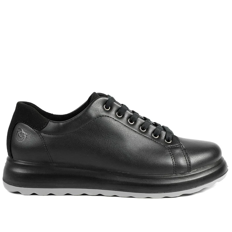 Fly Flot Lace Up Trainers - FLY42024 / 327 706 - Black